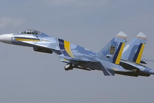 Máy bay tiêm kích đa nhiệm Su-27 của Ukraine.