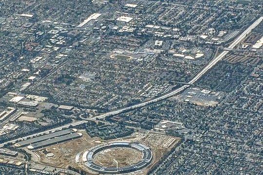 Trụ sở Apple Campus 2 tháng 08.2016
