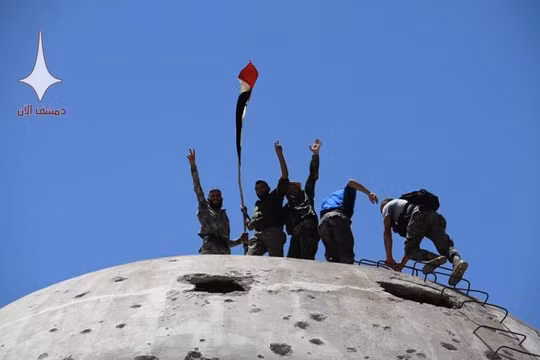 Binh sĩ quân đội Syria trên chiến trường Idlib, Hama, Aleppo. Ảnh minh họa: Masdar News.