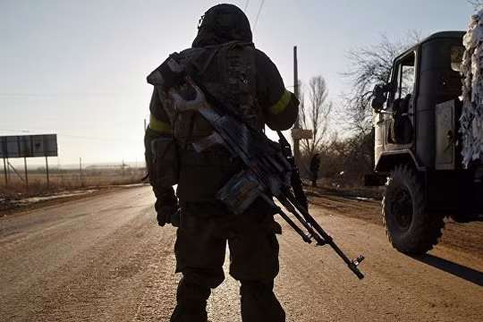 Binh sĩ thuộc lực lượng dân quân Lugansk, Donbass