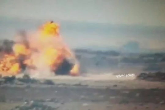 Quân đội Syria thiêu hủy xe chở dầu IS