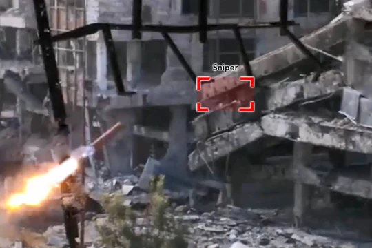 Video: Binh sĩ Syria dùng tên lửa tự chế diệt lính bắn tỉa