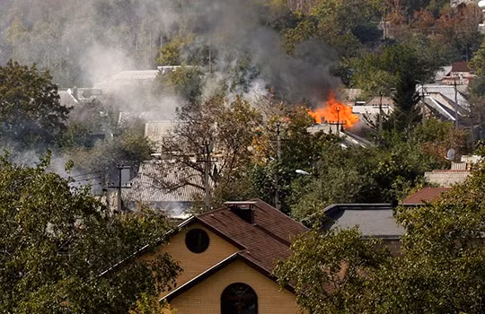 Lực lương không quân Ukraine ném bom các địa bàn của lực lượng dân quân Donesk