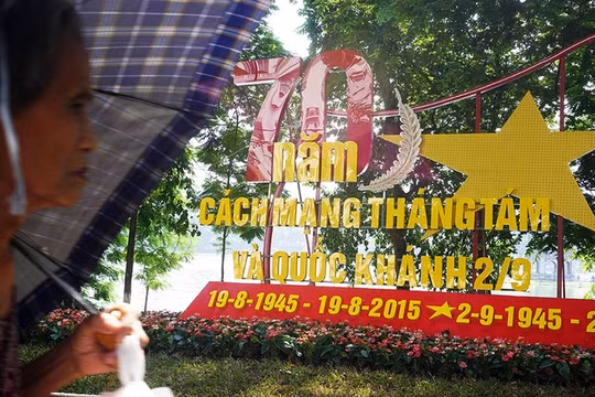 Hà Nội rực đỏ chào đón 70 năm độc lập