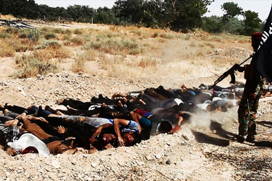 Không chỉ hành quyết kẻ thù và các con tin, IS còn sẵn sàng xử tử những thành viên nhóm bị cho là "có vấn đề" - Ảnh: aitonline.tv