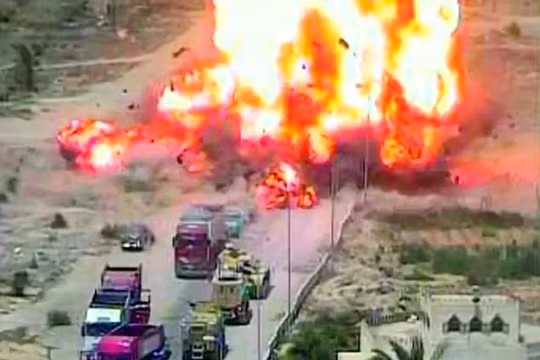 Vụ nổ kinh hoàng của xe đánh bom tự sát IS trên bán đảo Sinai, Ai Cập