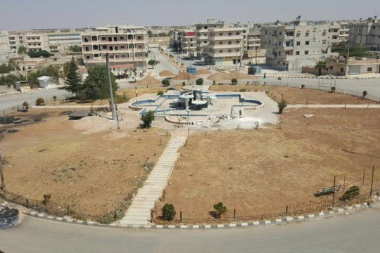 Thành phố Manbij sạch bóng IS