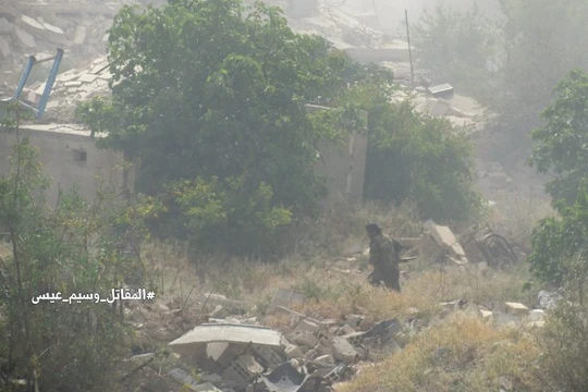 Xe tăng quân đội Syria trên chiến trường Al-qaboun, Damascus