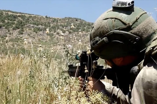 Binh lĩnh Thổ Nhĩ Kỳ trong khu vực Kurrdistan. Ảnh trang AA Thổ Nhĩ Kỳ.