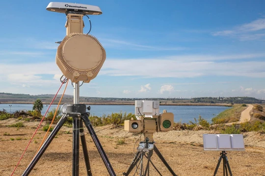 Hệ thống Drone Dome C-UAS do công ty Rafael phát triển. Ảnh minh họa: Jane's 360.