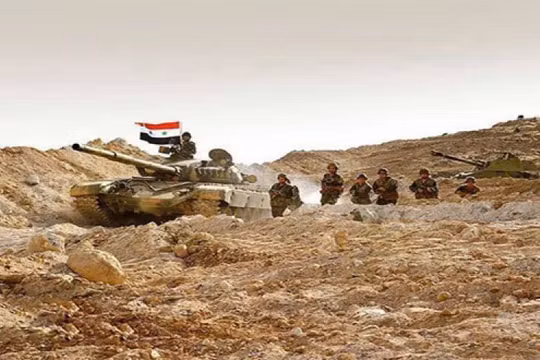 Quân đội Syria chiến đấu tiến công dọc biên giới với Jordan
