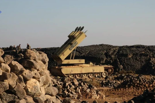 Hệ thống tên lửa mặt đất Golan - 1000 trên chiến trường Al-Safa. Sweida. Ảnh minh họa Rusian Gazeta
