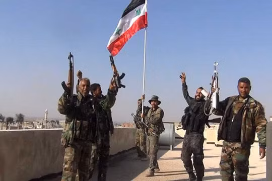 Một nhóm binh sĩ Syria trên trạm kiểm soát ở Aleppo - ảnh minh họa Masdar News