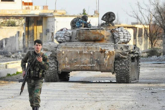 Binh sĩ Vệ binh Cộng hòa trên thị trấn then chốt Đông Ghouta vừa giải phóng. Ảnh minh họa Masdar News