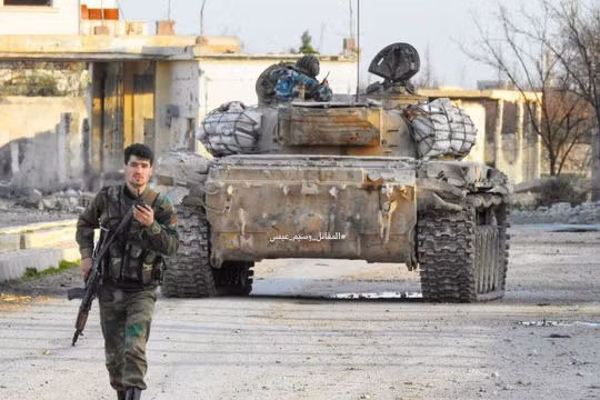 Binh sĩ Vệ binh Cộng hòa trên thị trấn then chốt Đông Ghouta vừa giải phóng. Ảnh minh họa Masdar News