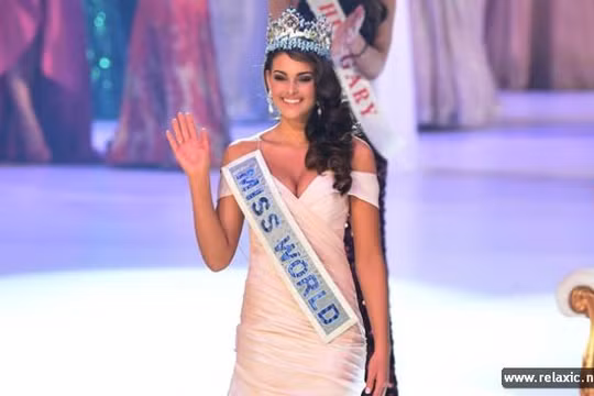 Chủ nhân vương miện Hoa hậu Thế giới 2014 qua ảnh