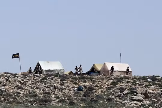 IS triển khai phản công trên dãy núi Qalamoun