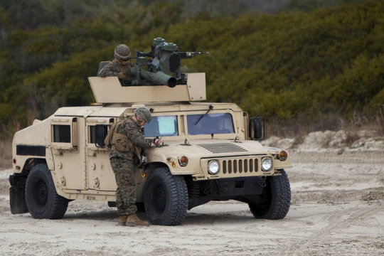 Xe cơ giới chống tăng M1167 Humvee TOW 4x4 của quân đội Mỹ. Ảnh South Front