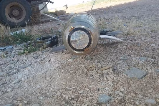 Quả đạn pháo 2K25 Krasnopol do quân đội Syria bắn vào mục tiêu trên vùng nông thôn miền Bắc Hama. Ảnh: South Front.