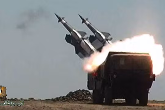 Tổ hợp tên lửa phòng không nâng cấp Pechora-2M quân đội Syria. Ảnh minh họa phòng không Syria.