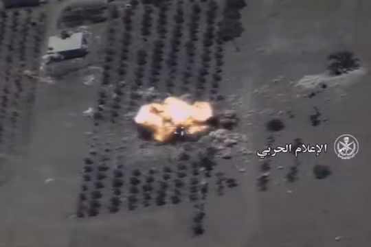 Không quân Nga không kích phá hủy tổ hợp pháo phản lực ở Hama