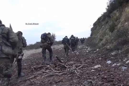 Lữ đoàn 103 mở hai hướng tấn công vào thị trấn Kinsibba, Latakia