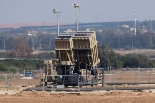 Hệ thống tên lửa phòng không, phòng thủ tên lửa Israel Iron Dome. Ảnh minh họa: Ynet. News.