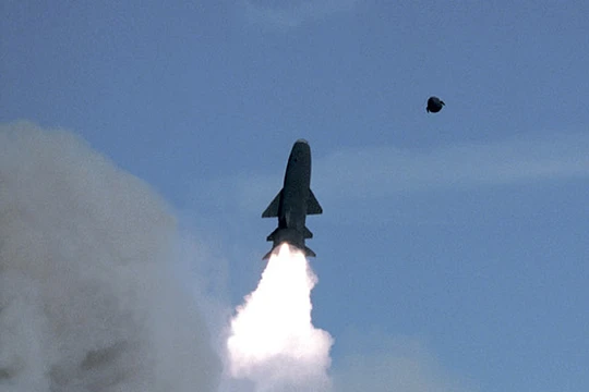 Tên lửa siêu thanh chống tàu Granit