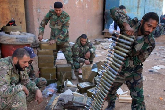 Các binh sĩ quân đội Syria ơ Aleppo