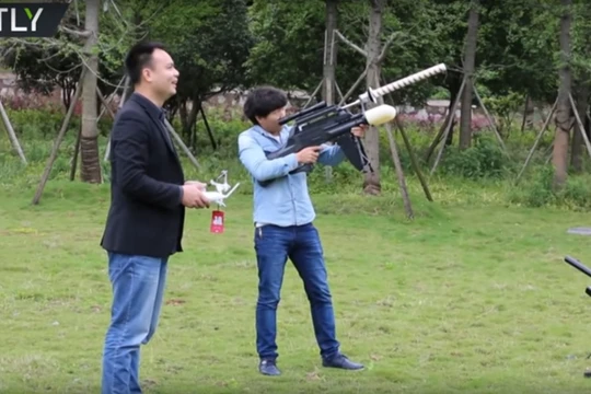 Thử nghiệm bắn hạ drone ở Trung Quốc