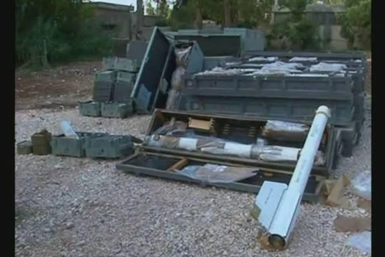 Kho vũ khí IS, cất giấu trên vùng ngoại ô tỉnh Hama - ảnh video Muraselon