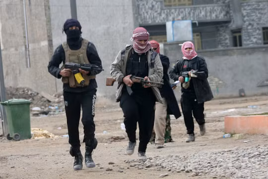 Lực lượng Hồi giáo cực đoan ồ ạt tấn công ở Hama, Latakia