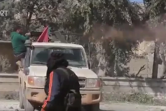 Các chiến binh Hồi giáo cực đoan FSA tiến vào thành phố Al-Bab