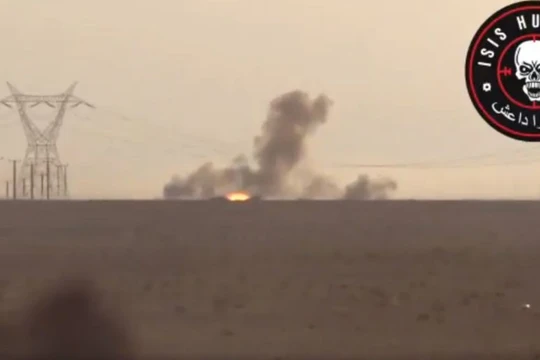 Phả hủy xe VBIED - video ISIS Hunters