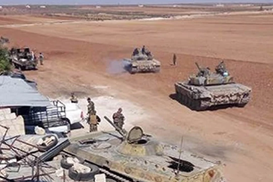 Binh sĩ Quân đội syria tại thị trấn Souran, Hama