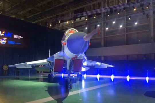 Máy bay MiG-35 trong triển lãm giới thiệu sản phẩm của tập đoàn