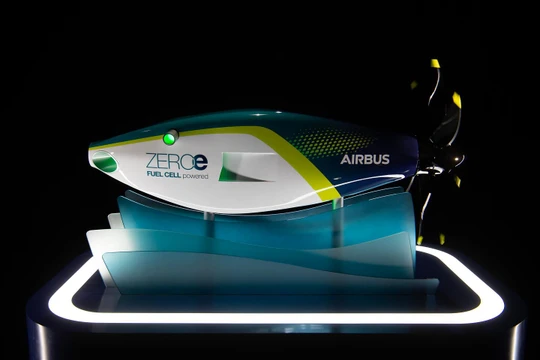 Đông cơ máy bay chạy bằng pin nhiên liệu của AirBus. Ảnh AirBus.