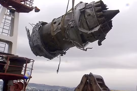 Tất cả các mảnh vỡ của chiếc Tu-154 Bộ quốc phòng Nga đã được trục vớt