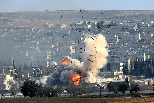 Không quân Thổ Nhĩ Kỳ tấn công lực lượng SDF