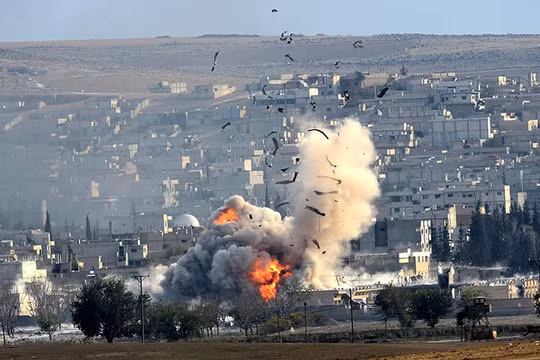 Không quân Thổ Nhĩ Kỳ tấn công lực lượng SDF