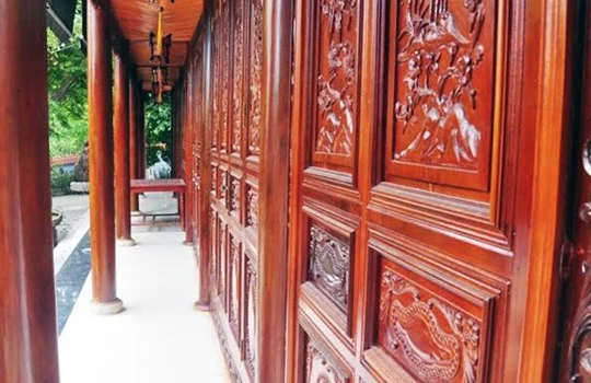 Dư luận tiếp tục tranh luận về "số phận" tòa dinh thự xây dựng trái phép trên rừng đặc dụng Nam Hải Vân.