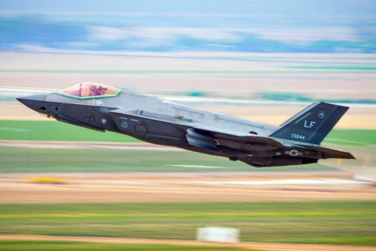 Tiêm kích tàng hình F-35. Máy bay mà Thổ Nhĩ Kỳ muốn mua sắm.