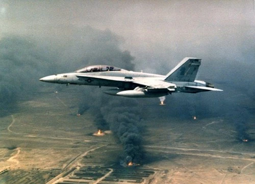 Bắt đầu từ ngày 26/3, liên quân do Saudi Arabia đứng đầu đã tiến hành không kích phiến quân Yemen (Ảnh minh họ