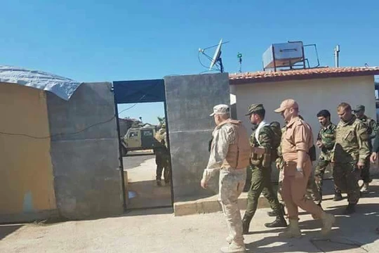 Tướng Suheil Hassan cùng các cố vấn Nga, có thể ở Aleppo, chuẩn bị cho cuộc tấn công về Deir Ezzor