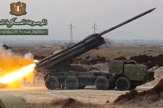Pháo phản lực hạng năng BM - 30 khai hỏa trên chiến trường Syria. Ảnh minh họa Masdar News