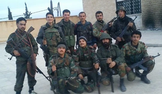 Nhóm binh sĩ quân đội Syria, bảo vệ sân bay Kweires