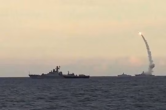 Hải quân Nga phóng tên lửa hành trình