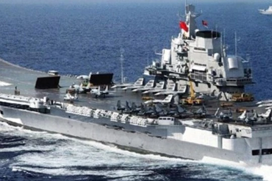 Tàu sân bayLiêu Ninh