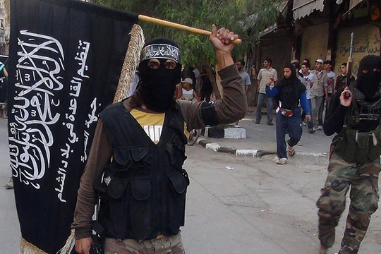 IS xé bỏ thỏa thuận ngừng bắn, chuyển quân phòng thủ ngoại vi Damascus