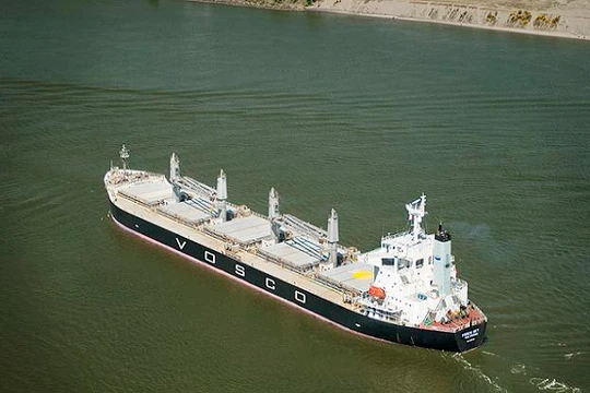 Hết thời ngang dọc, đại gia tàu thủy chìm theo đống nợ